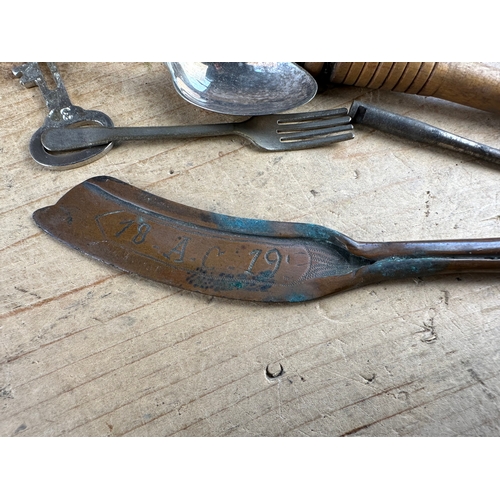 167 - Group of Small Collectables including Button & Boot Hooks, Penknives & Wooden Whistles