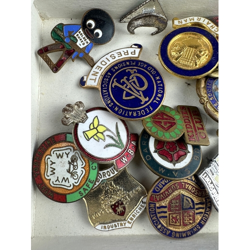 224 - Vintage & Collectable Badges to include Enamel & Boy Scouts