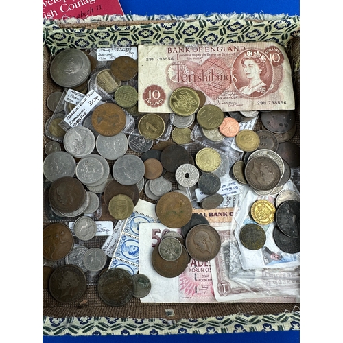 54 - Coins, Currency & Bank Notes