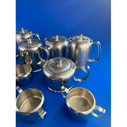 213 - Quantity of Old Hall Stainless Steel Tea Items