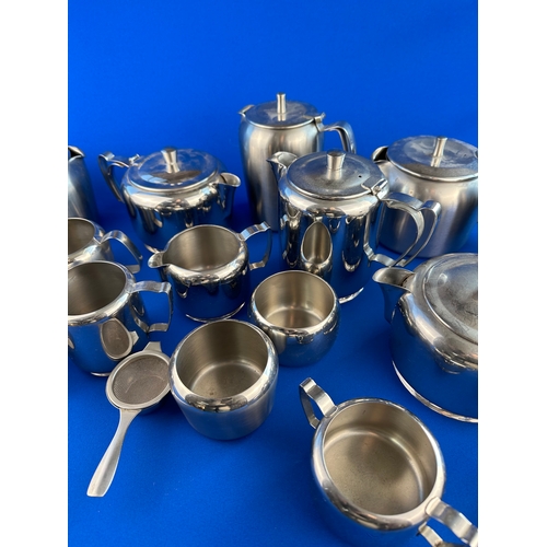 213 - Quantity of Old Hall Stainless Steel Tea Items