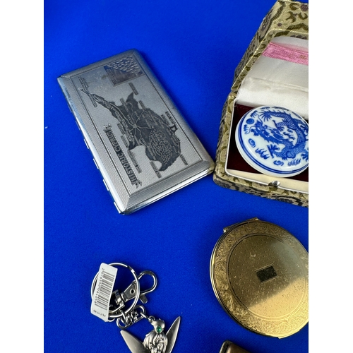 166 - Group of Compacts, Pill Boxes & Cigarette Cases.