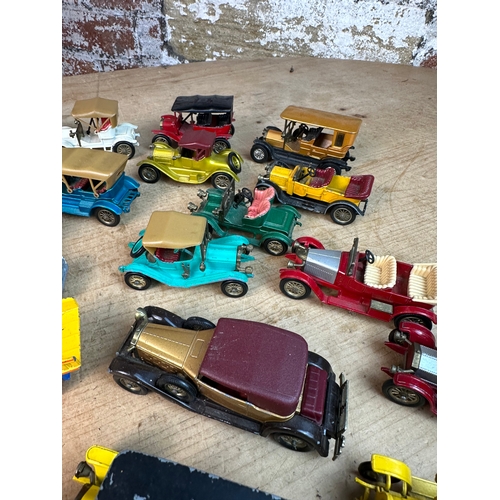 295 - Quantity of Matchbox & Lesney Days Gone Die Caset Cars