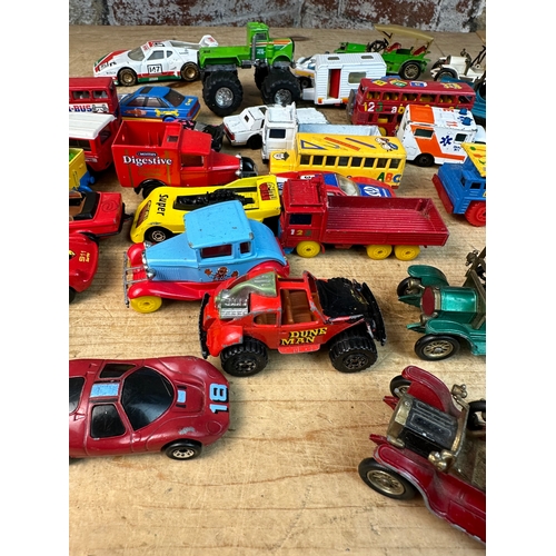 295 - Quantity of Matchbox & Lesney Days Gone Die Caset Cars