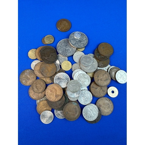 53 - Small Amount of Worldwide Coins & Currency