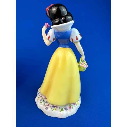 259 - Royal Doulton Walt Disney Showcase Snow White Figurine with box & COA