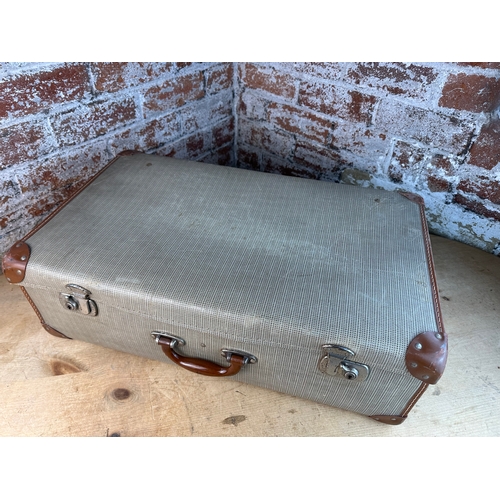 106 - Vintage Suitcase with keys