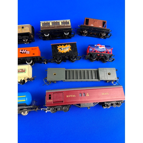 327 - OO Gauge Model Train Rolling Stock including Hornby & TTR Trix