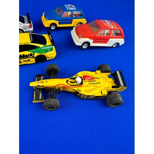 332 - Group of 8 Vintage & Later Scalextric Cars