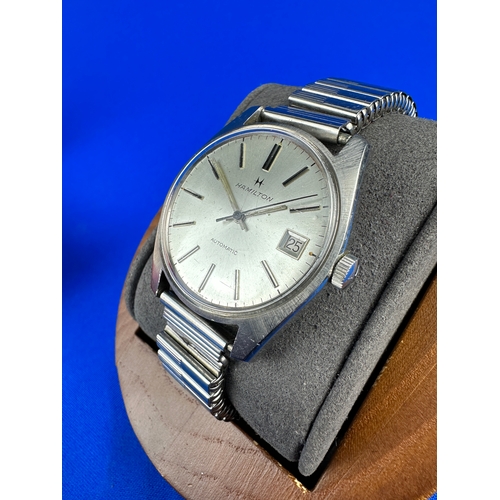 66 - Hamilton Automatic Stainless Steel Gentleman's Bracelet Watch, ref. 64060-3. signed 64A 21 jewel mov... 