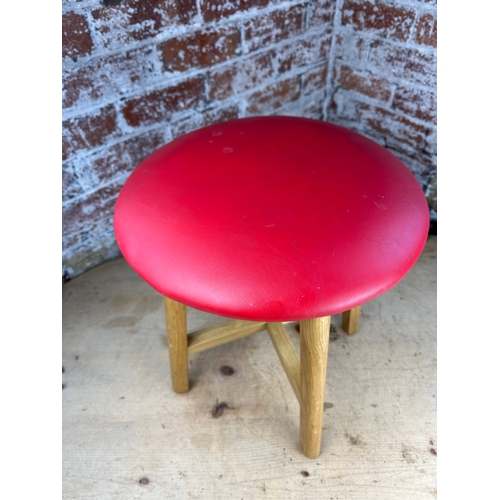 502 - Ness Furniture Modern Stool