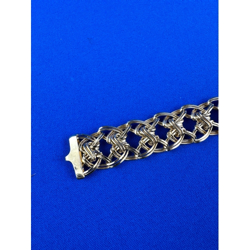 58 - 375, 9ct Gold Bracelet