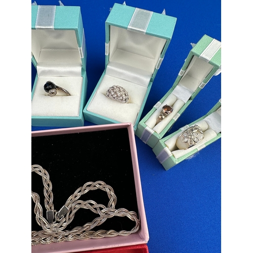 38 - Quantity of Sterling Silver Jewellery Items