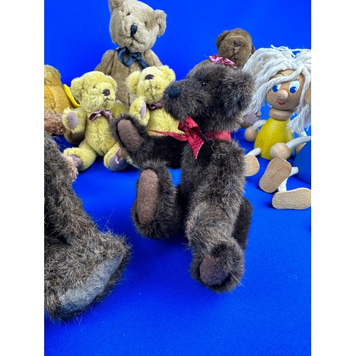 119 - Miniature Teddy Bears including Boyds Bear & Mary Mayer's