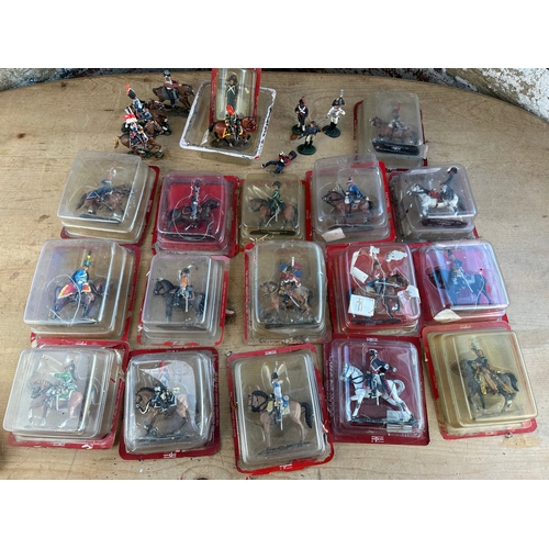 122 - Quantity of Mounted Del Prado Figures, 16 boxed some loose