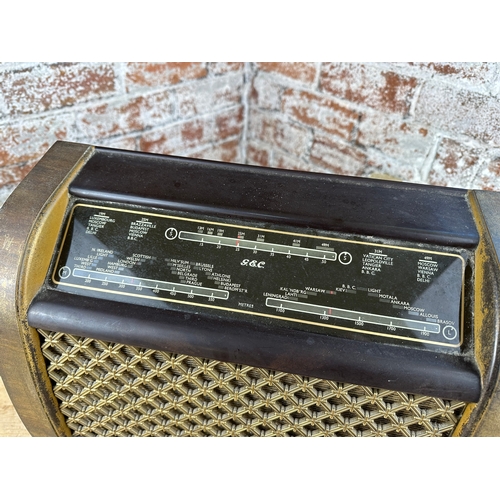 294 - Vintage GEC Valve Radio