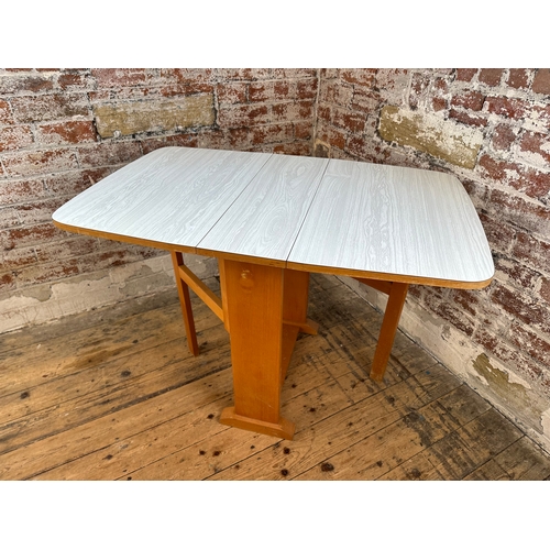 397 - Vintage Formica Dropleaf Table