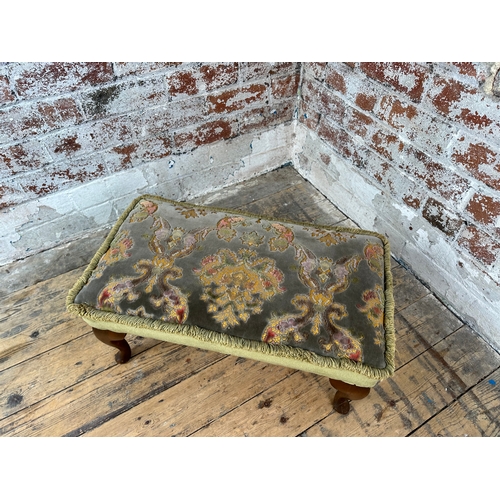 400 - Small Vintage Footstool