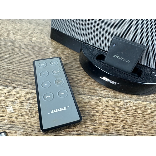 290 - Bose iPod Dock with Remote and Powersupply inc. Kitsound Bluetooth Adapter