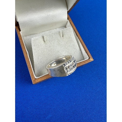 21 - Silver & Cubic Zirconia Ring size N