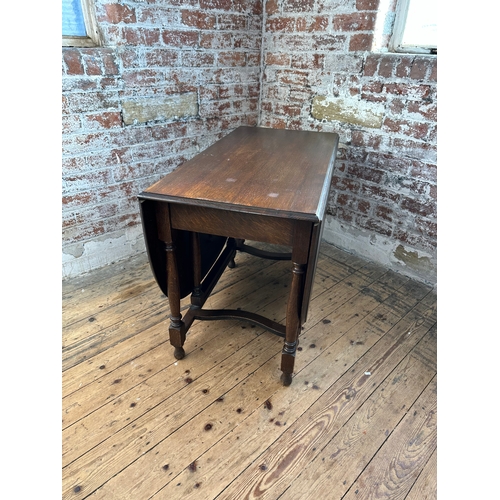 342 - Gateleg Table