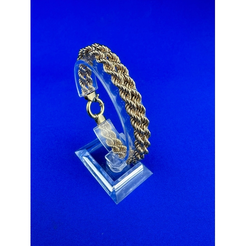 32 - 9ct Gold Double Rope Link Bracelet 13.2g, 19cm.