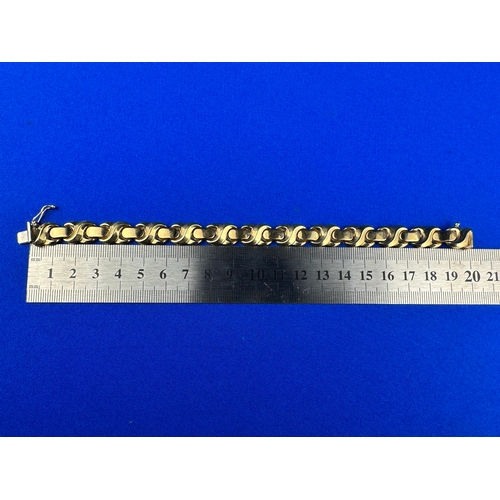 30 - 9ct hollow Gold Bracelet 11.6g 18cm