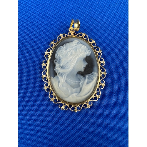 14 - Gold Filigree Cameo Pendant