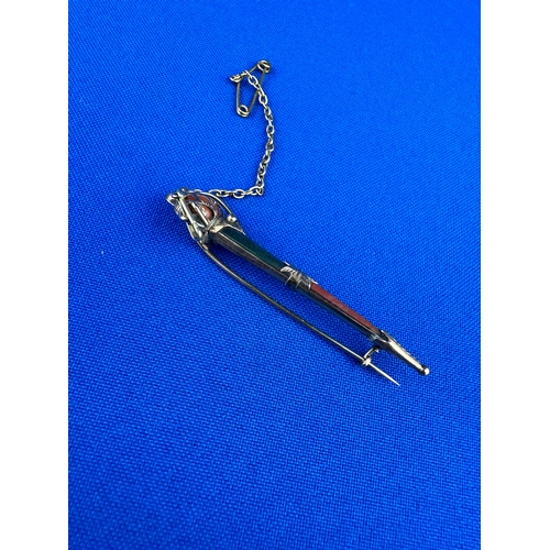 8 - Antique Scottish Rose Gold & Agate Kilt Pin / Dirk Brooch. No Hallmark - Tested as Gold.