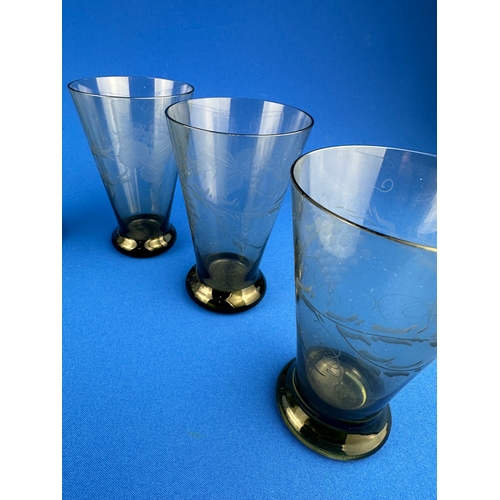 237 - Vintage Blown Etched Glass Lemonade / Water Set