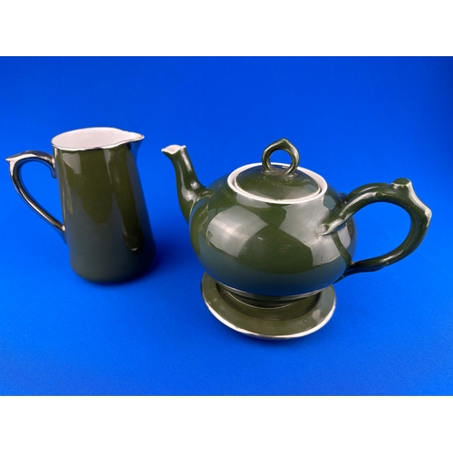 252 - SPM Walkure Teapot, Stand & Jug.