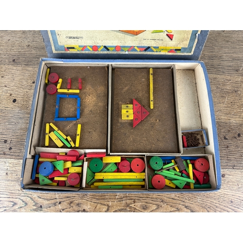 89 - 'Tap'Tap' with Hammer and Nails Vintage Construction Game