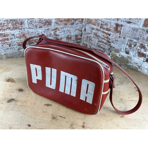 200 - Vintage Puma Sports Bag