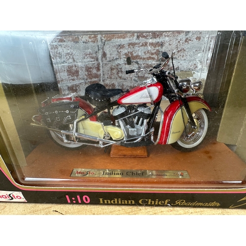 116 - Indian Chief Roadmaster, Maisto Special Edition 1:10 Motorcycle Diecast Model