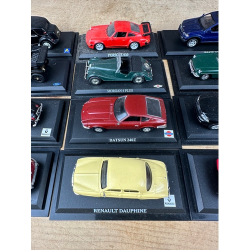 119 - 20 Mixed Del Prado Diecast Display Cars