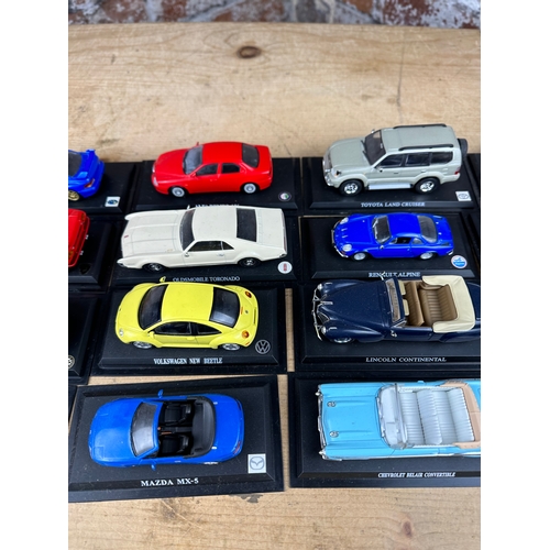 121 - 20 Mixed Del Prado Diecast Display Cars