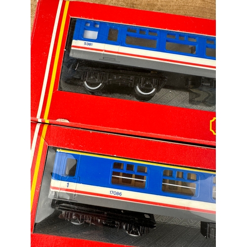 150 - Hornby 00 Gauge R368 Class 86 Network South East Engine & Carriages