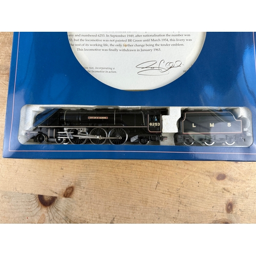 158 - Hornby Royal Doulton - City of St Albans 6235 Train, missing Plate.