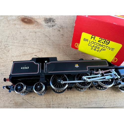 165 - Hornby 00 Gauge R 239 BR Locomotive Class 4P 2-4-6T Model Train