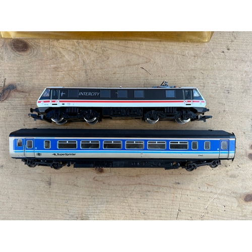 171 - Hornby 00 Gauge Super Sprinter & Intercity Model Trains