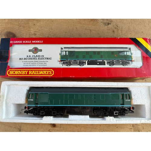 172 - Hornby 00 Gauge B.R. Class 25 Bo-Bo Diesel Electric Model Train