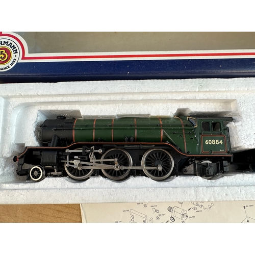 176 - Bachmann 00 Gauge Model Train - Gresley V2 Class 2-6-2