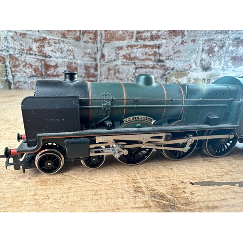 181 - Hornby 00 Gauge Patriot Class 45537 - Private E.Sykes V.C. Model Train