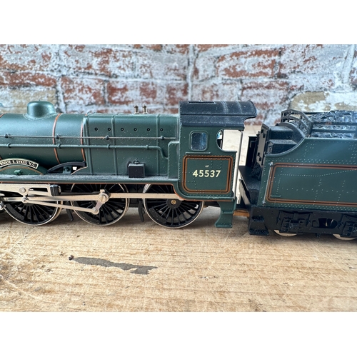 181 - Hornby 00 Gauge Patriot Class 45537 - Private E.Sykes V.C. Model Train