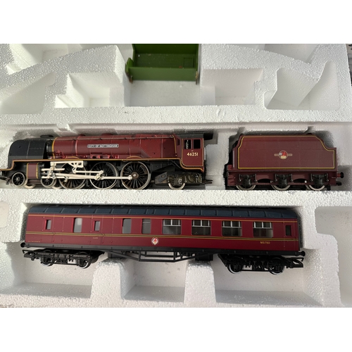 183 - Hornby 00 Gauge City of Nottingham Night Mail Express