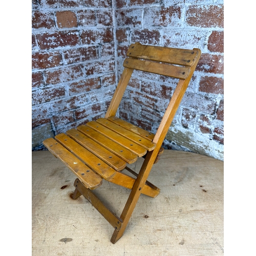 474 - Vintage Folding Wooden Childs Chair