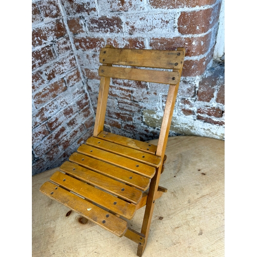 474 - Vintage Folding Wooden Childs Chair