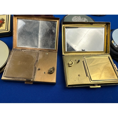 213 - Quantity of Compacts Including Wedgwood Jasperware, Stratton, Musical & Bakelite  etc.