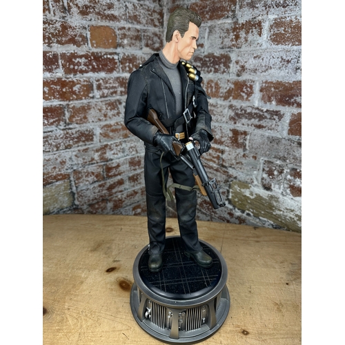 155 - Terminator 2 Judgement Day T-800 Premium Format Figure - Sideshow Collectibles Limited Edition 543/7... 