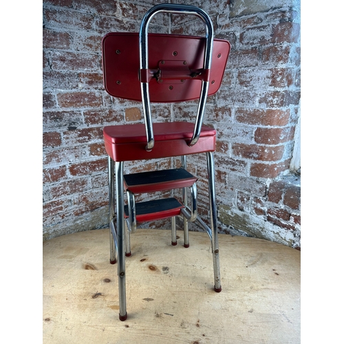 480 - Vintage Prestige Foldingf Step Stool